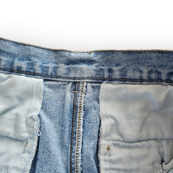 Lee Vintage Light Wash High Rise Mom Jeans 10 - Picture 4 of 10